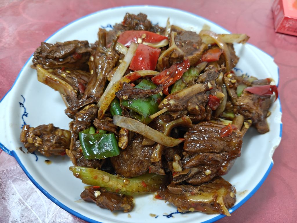 荣华农家菜馆(河源店)环境