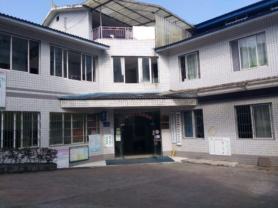 雨城区周公山镇新村村42号