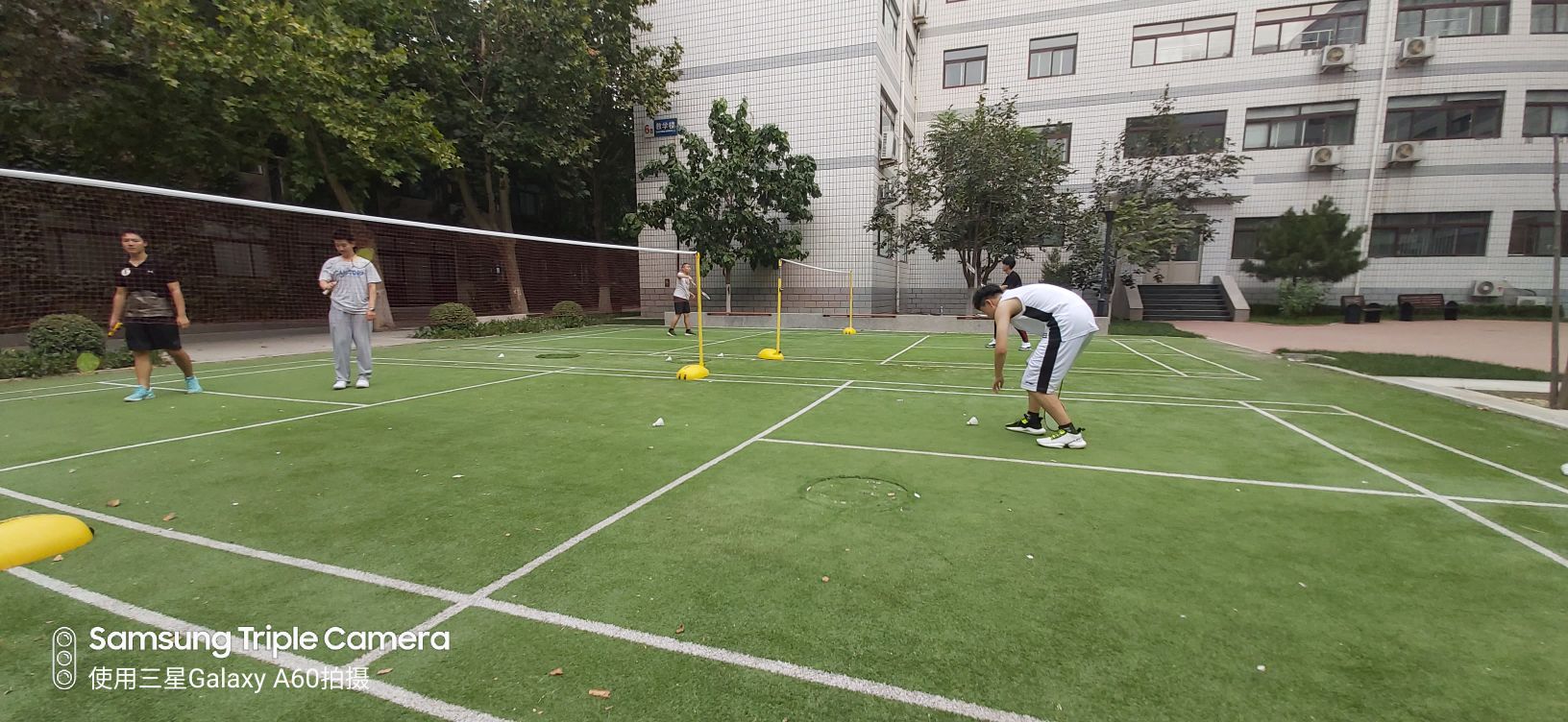 北京市信息职业技术学院-室外羽毛球场