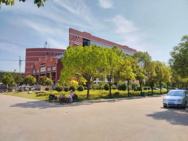 淮南师范学院(泉山校区)-逸夫图书馆
