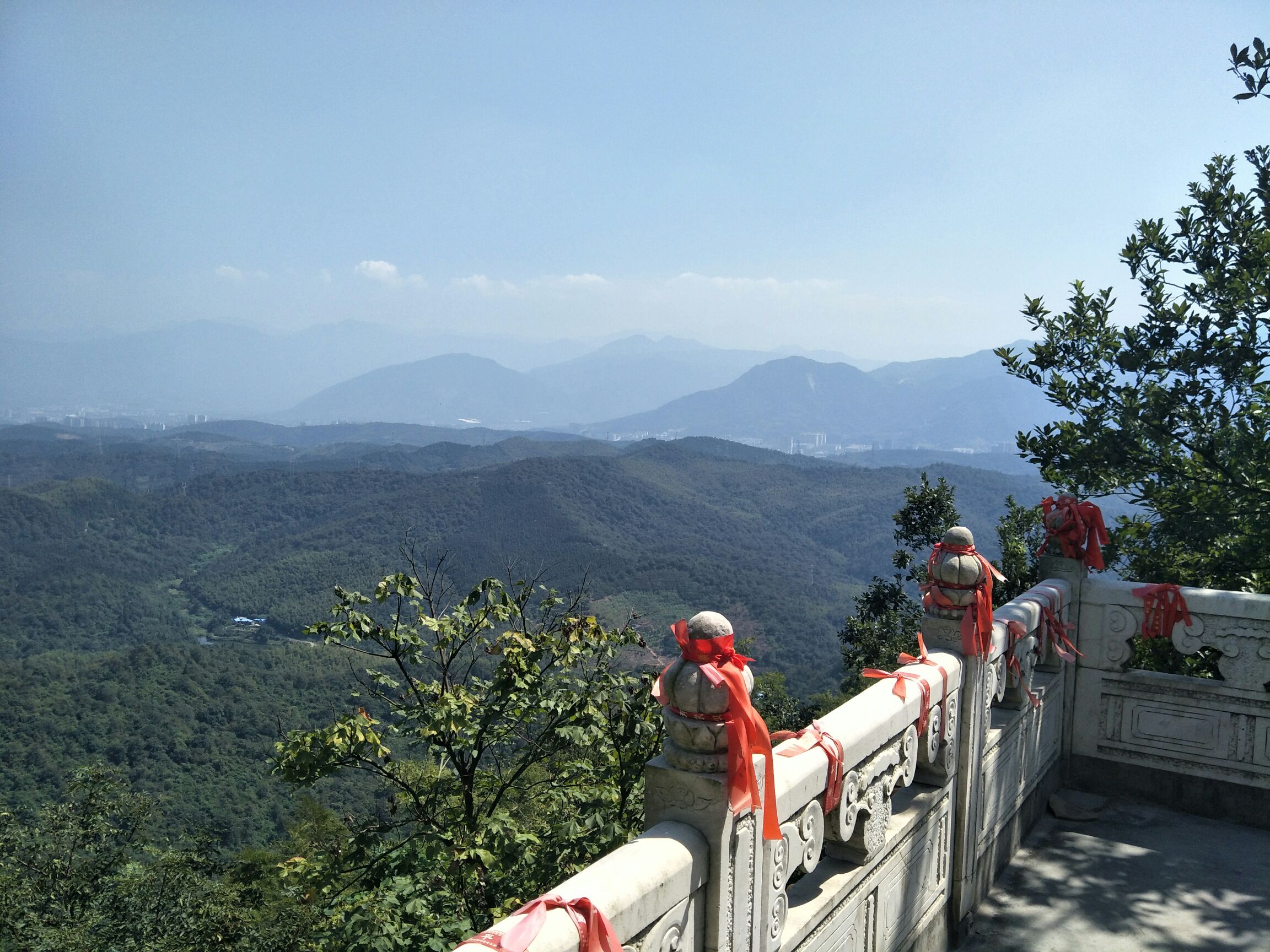苏仙岭观景台图片