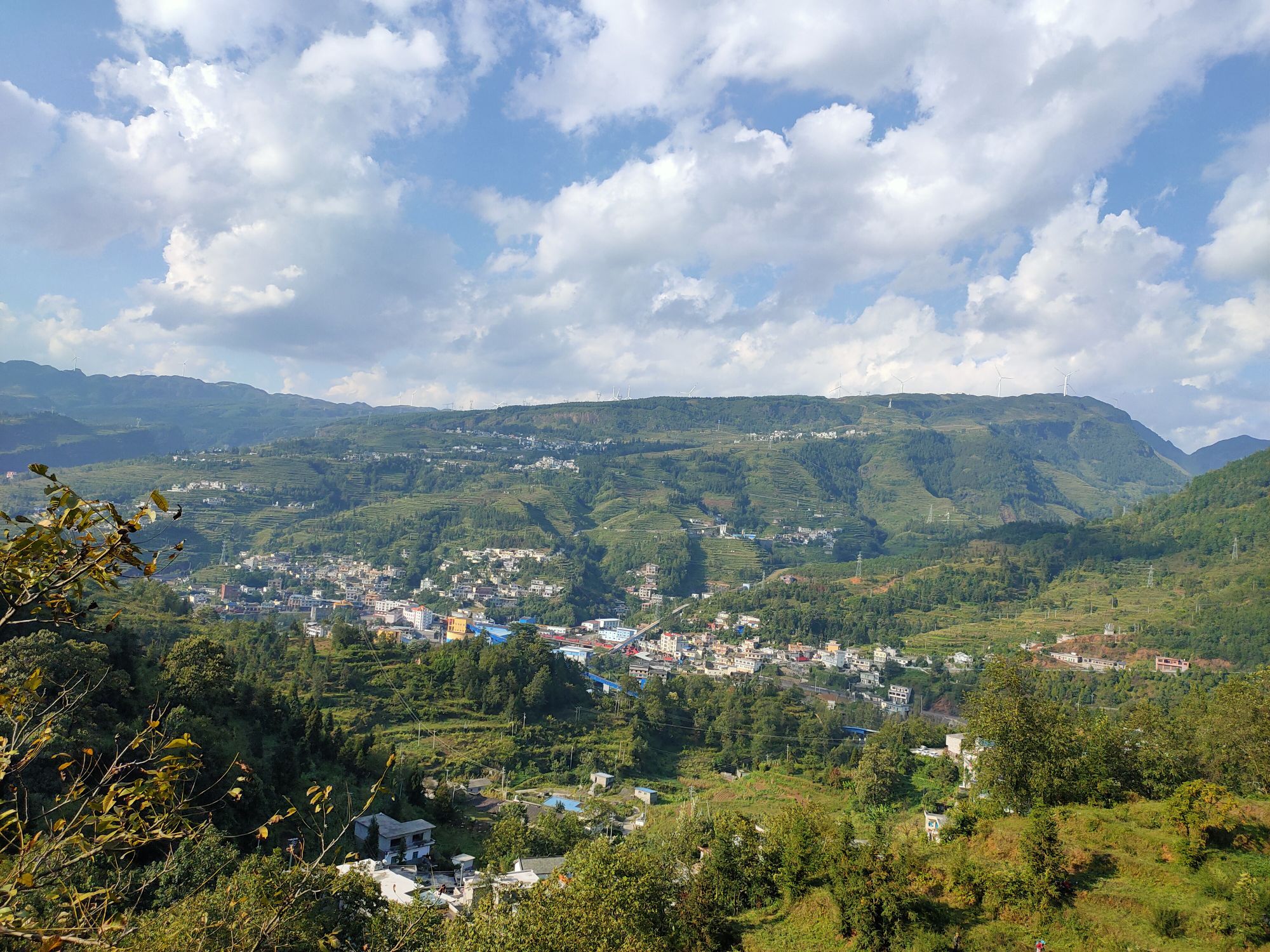 六枝志王山玻璃栈道