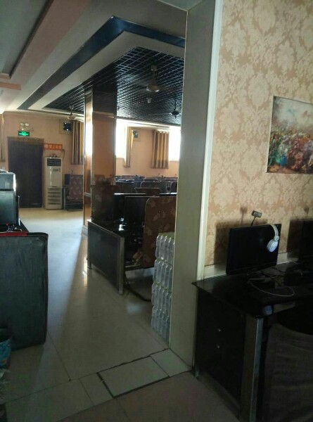 老地方网吧(磁窑汽车站店)