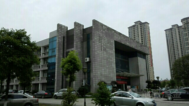 湖南城市学院东门图片