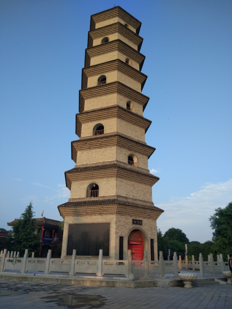 兴淳塔