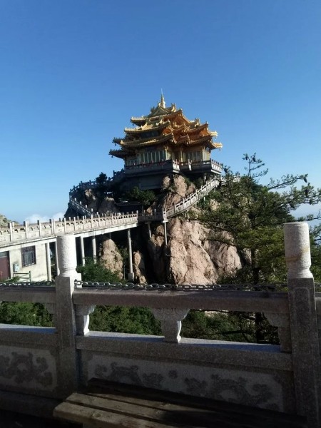 老君山景区玻璃吊桥