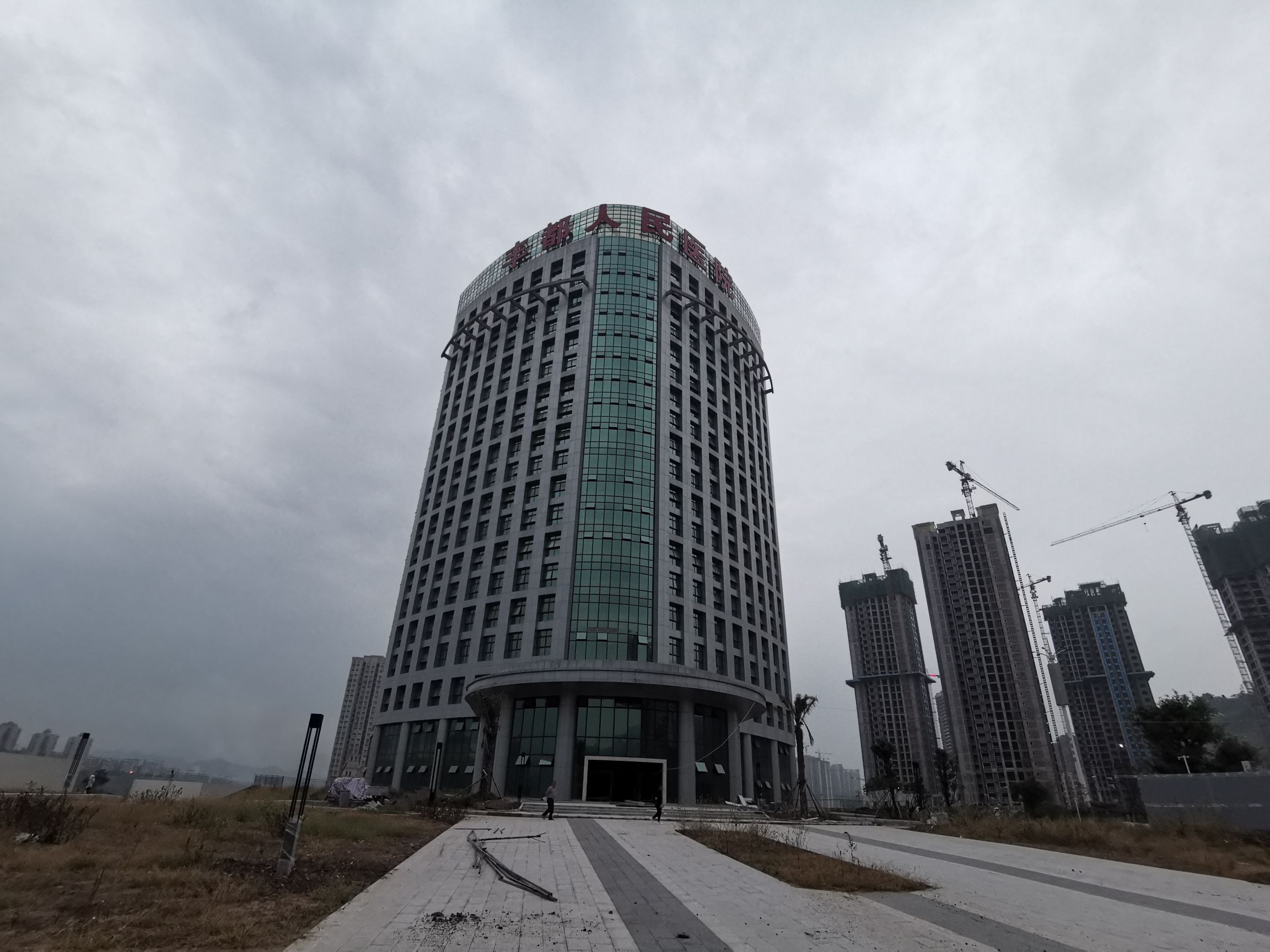 丰都县 >> 医院标签: 医院医疗 丰都新人民医院共多少人浏览:3592670