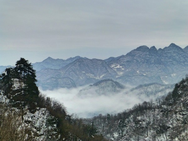 南岩下山乘车点