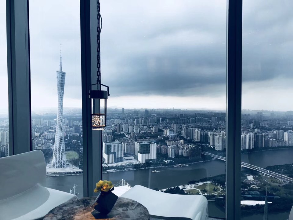 骏思五星级又用俱乐部(柏悦店)