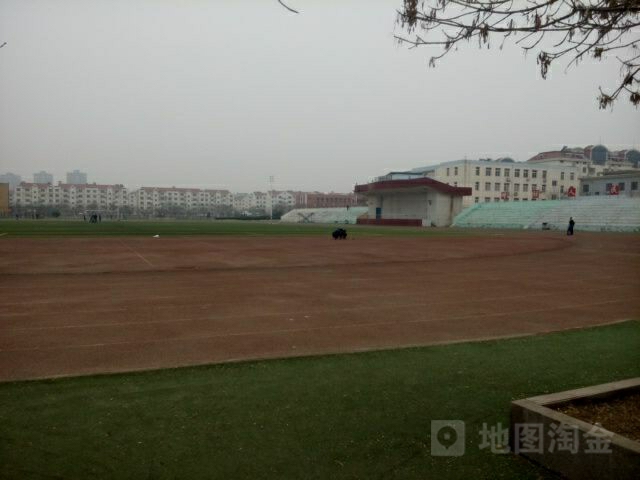 山东胜利职业学院-体育场