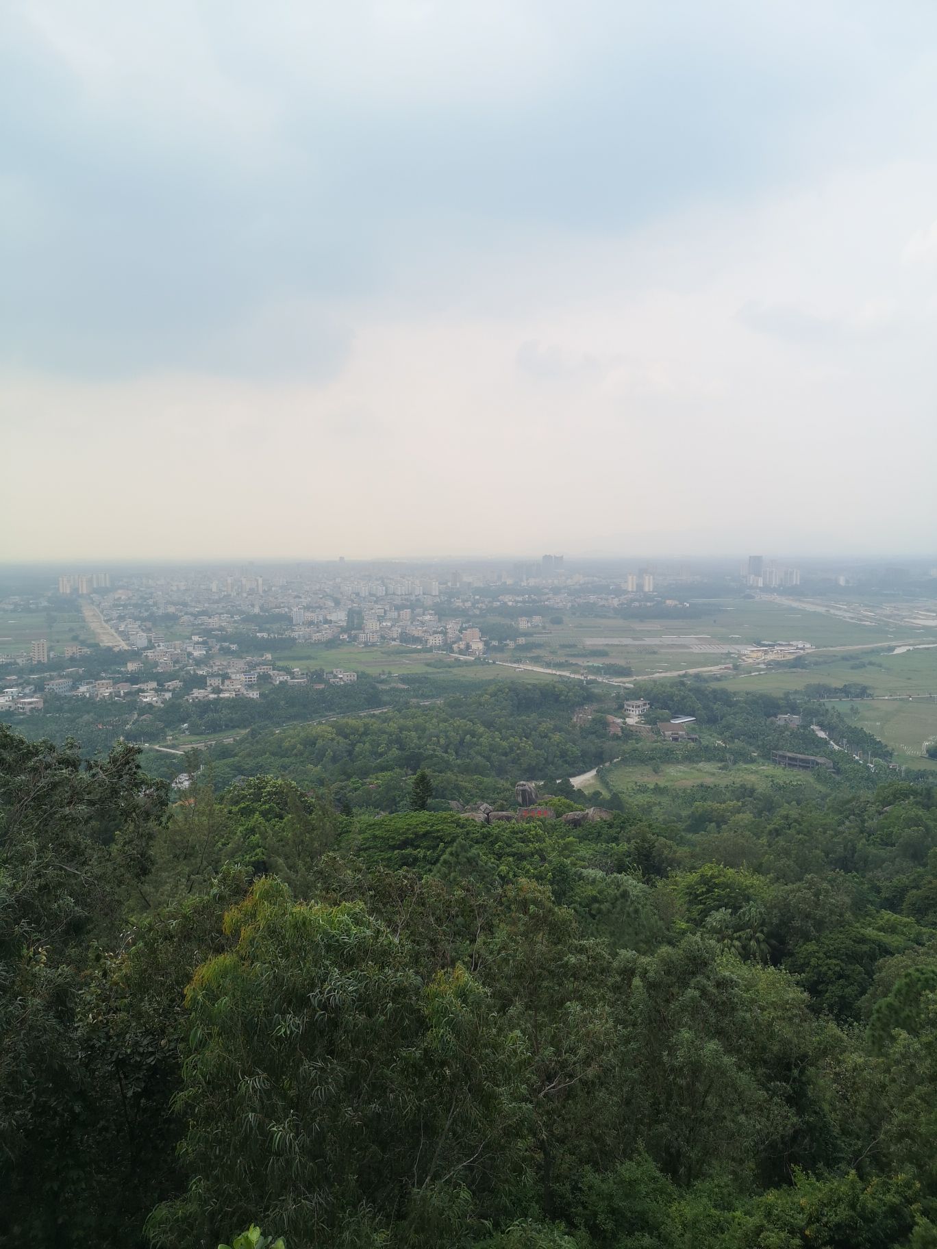 东山岭瑶台望海