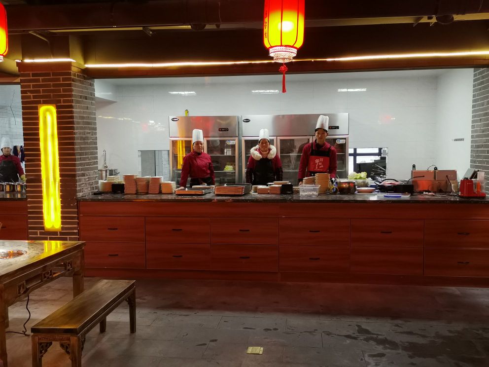 焰遇留香川味火锅店