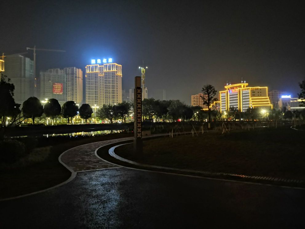 龙腾东湖健康主题公园