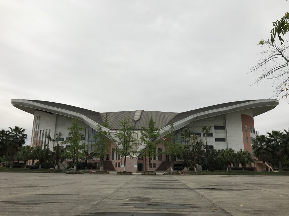 成都信息工程大学(航空港校区)-体育馆
