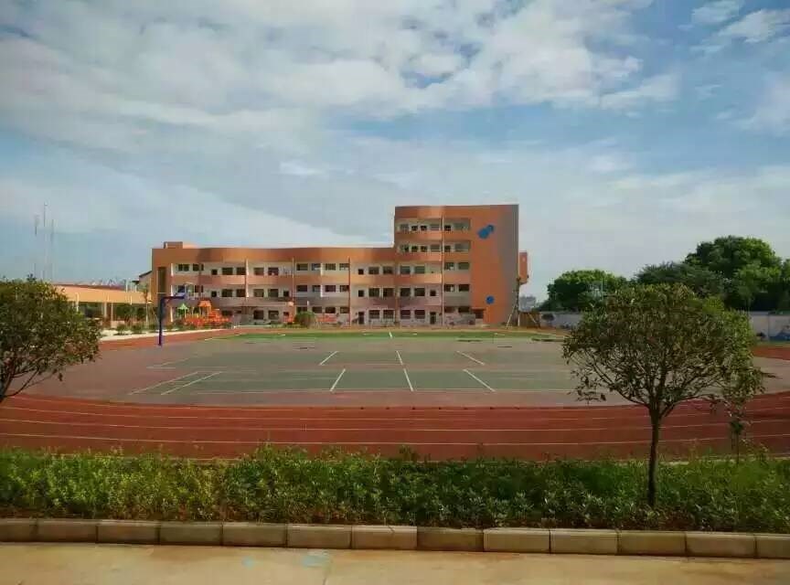 衡阳市蒸湘区仁大实验学校