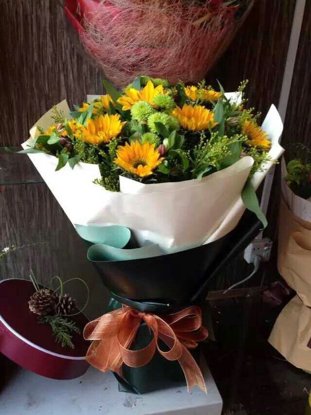 老花匠鲜花店