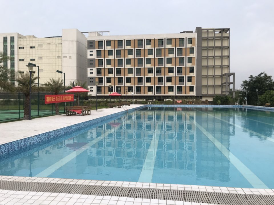 浩宁达游泳池