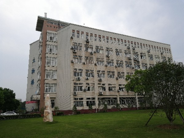 黄冈师范学院(南校区)-生命科学与工程学院