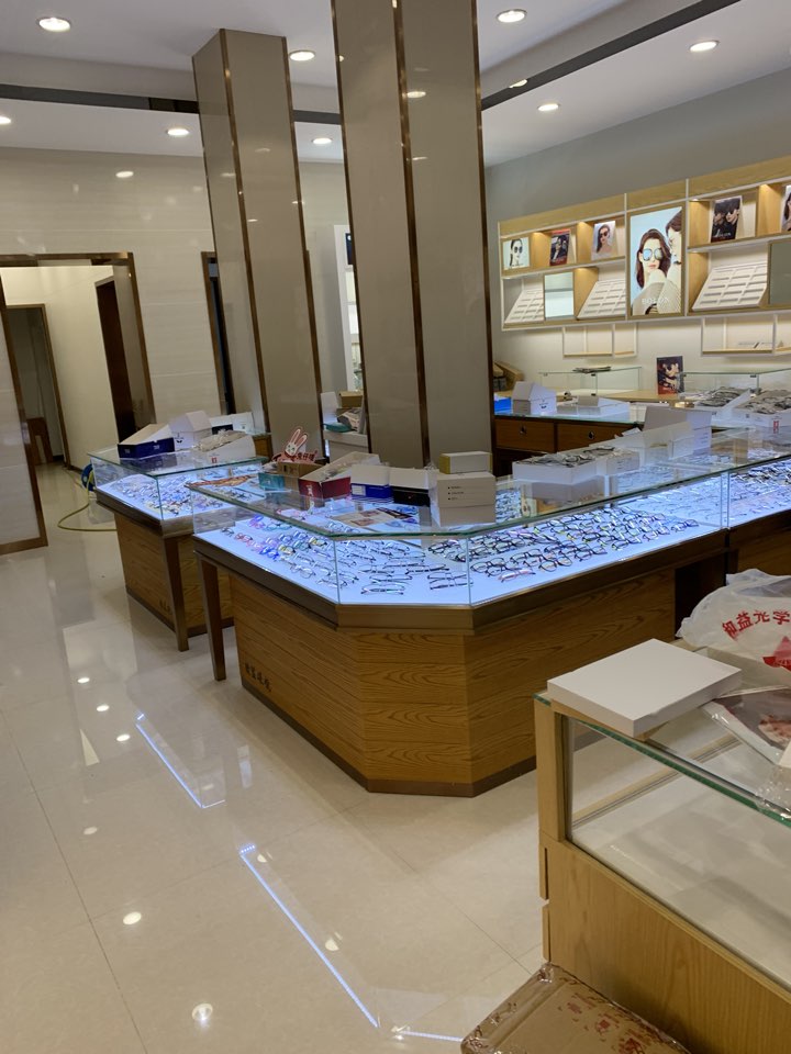 精益眼镜(温泉路店)