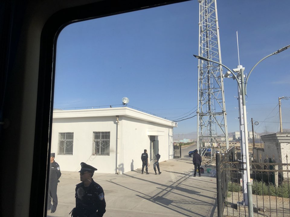 饮马峡站