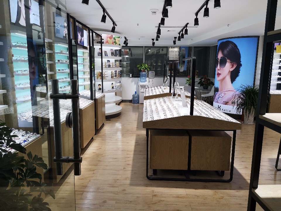 镜都会眼镜(西安小寨店)