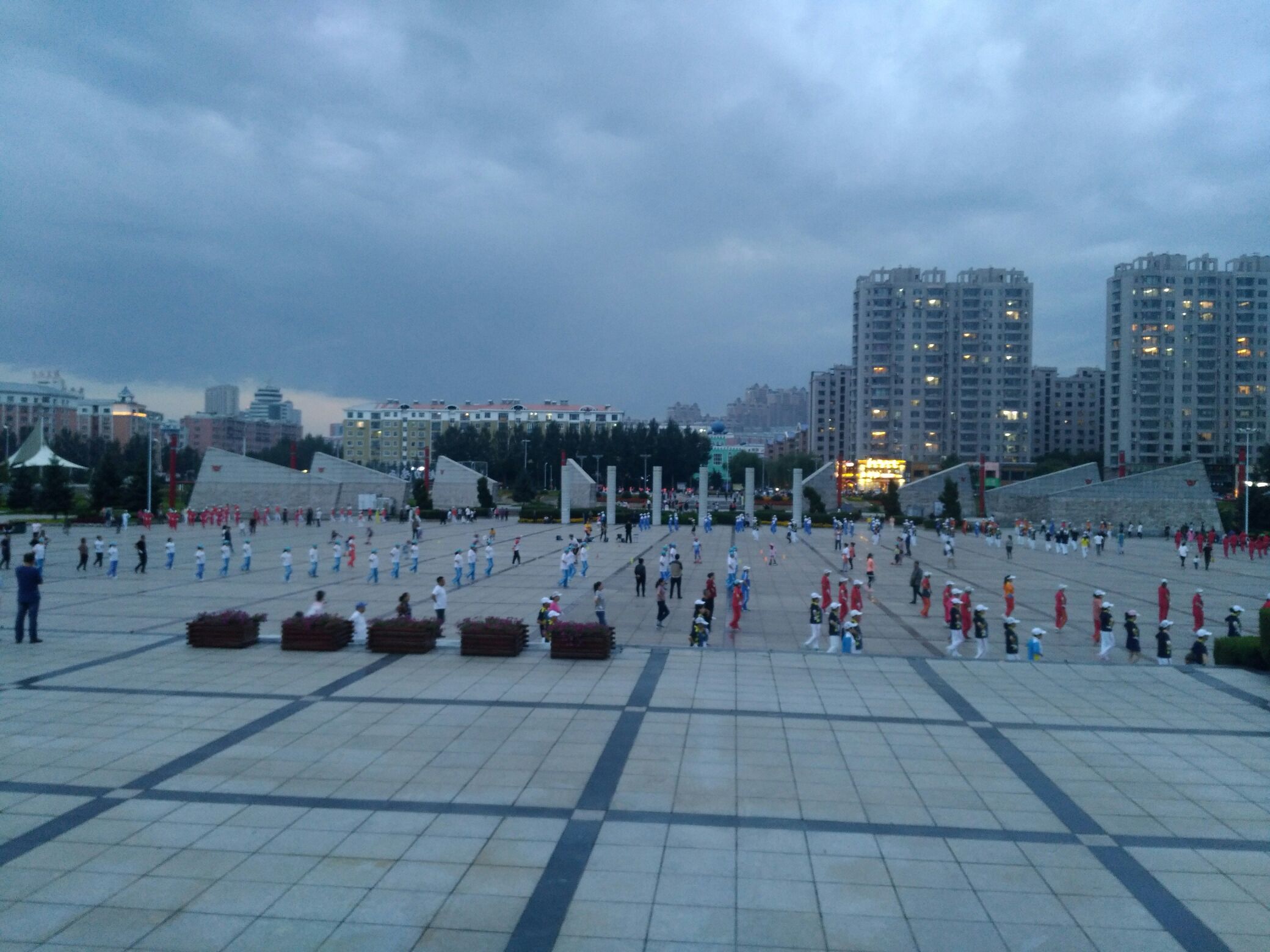 鸡西市文化广场