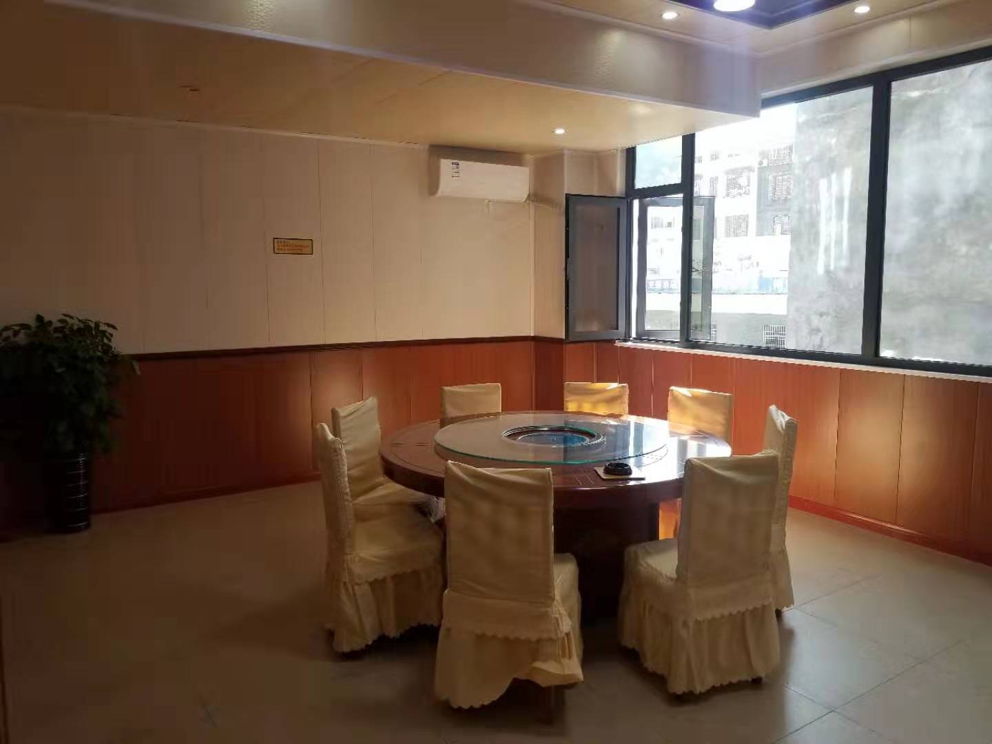 迎新路清真餐馆(民航路店)