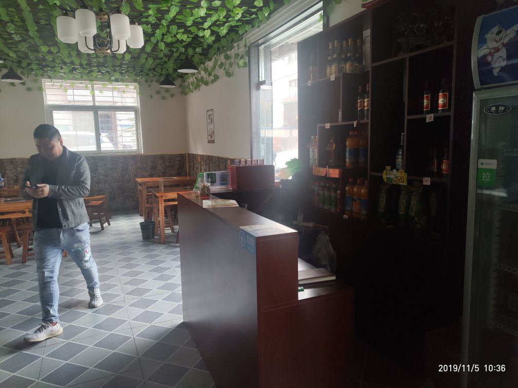 聚丰阁复合饭店