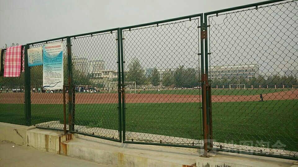 邢台医学高等专科学院-田径场地