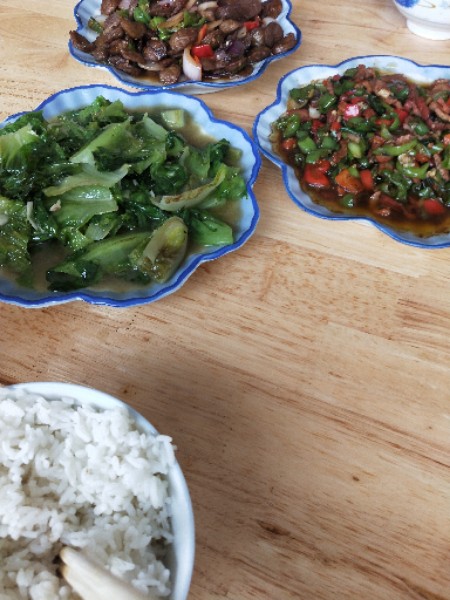 江西省上饶市鄱阳县田畈街镇博文中学北300米