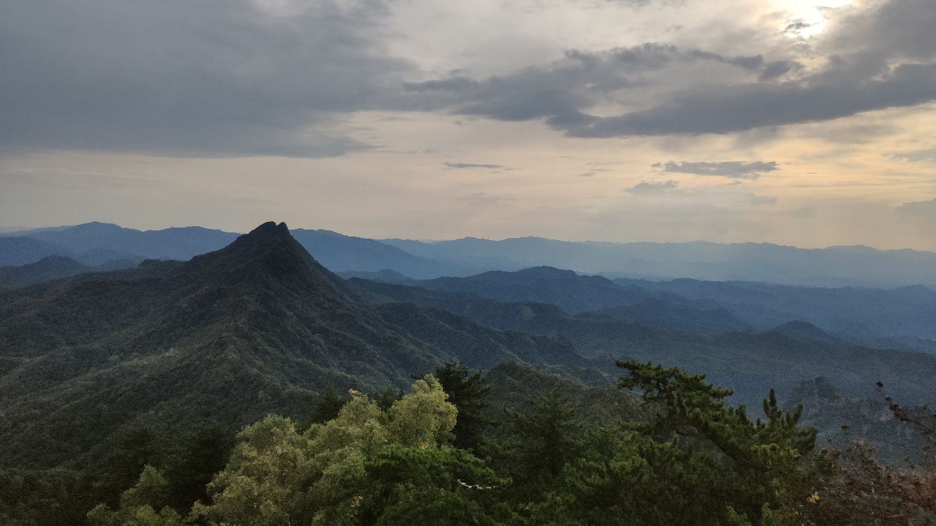 天水市麦积区伯阳镇石门村石门景区内