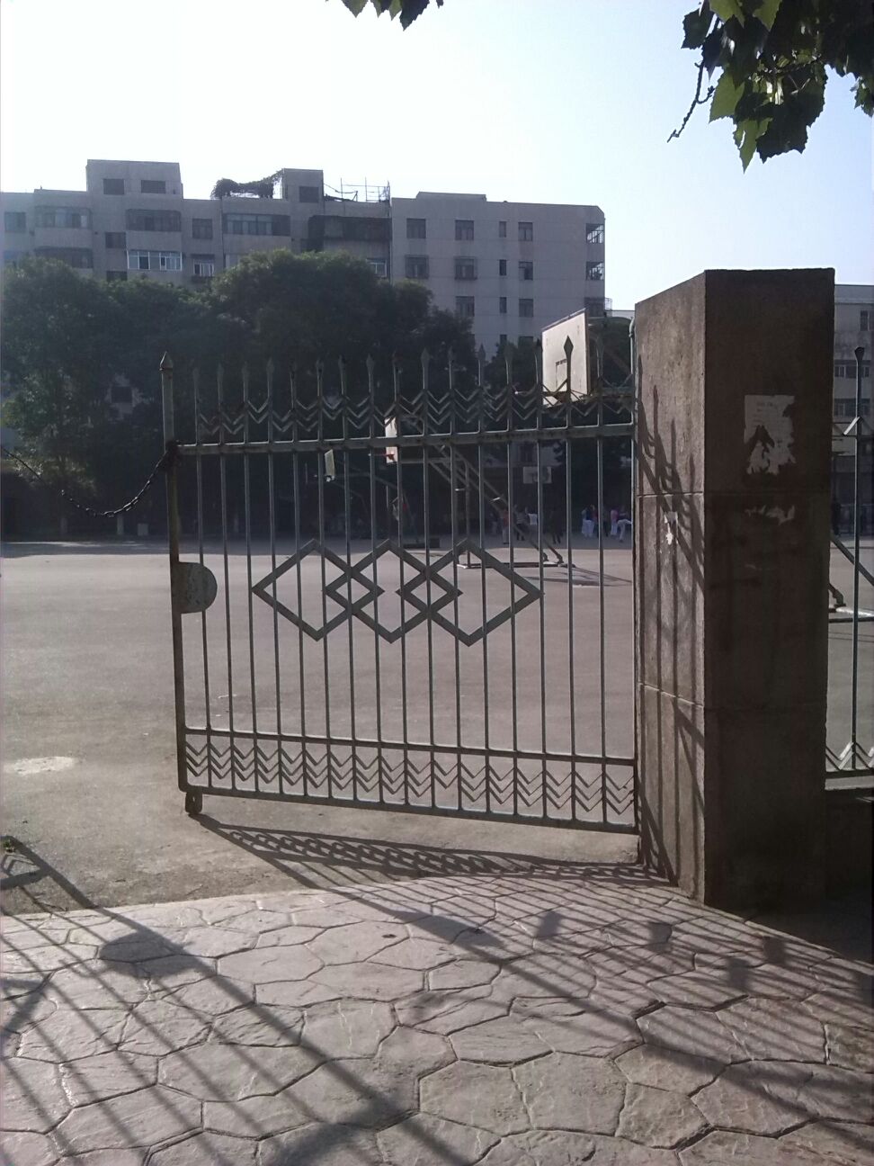 兰州大学篮球场(兰州大学第一医院西南)