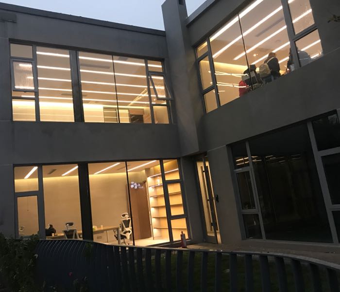 北京小糖人文化传媒有线公司