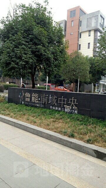 德阳市旌阳区泰山南路二段与松花江南路交叉路口向南约150米