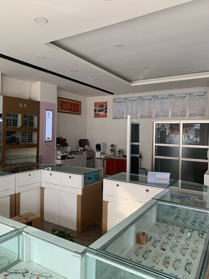 雅视眼镜(二十九中店)
