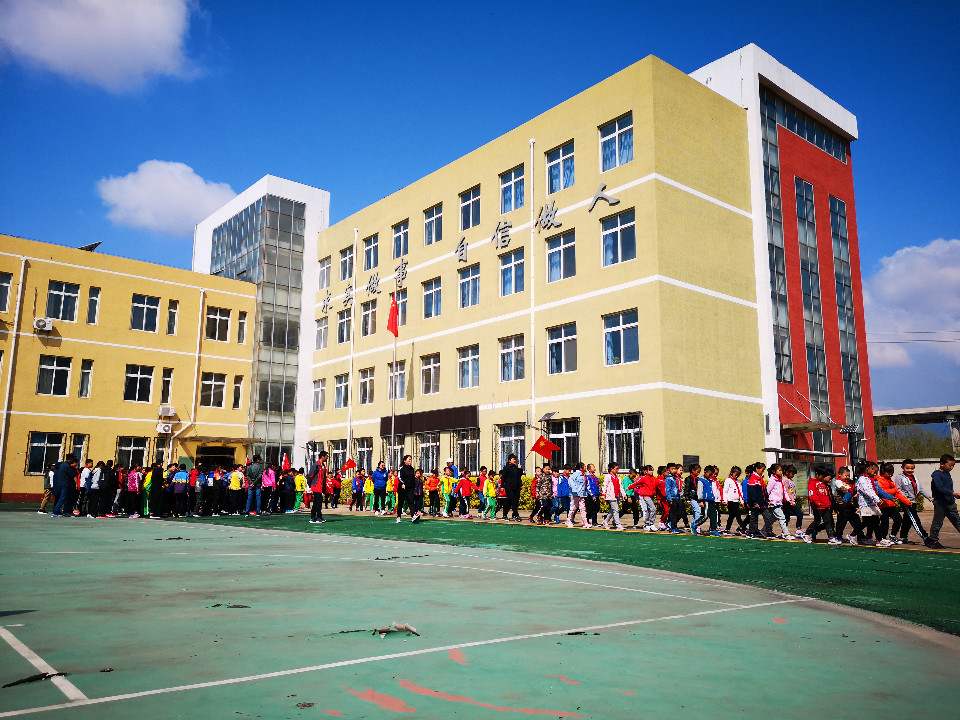 北京市房山区后石门小学(石水路南100米)