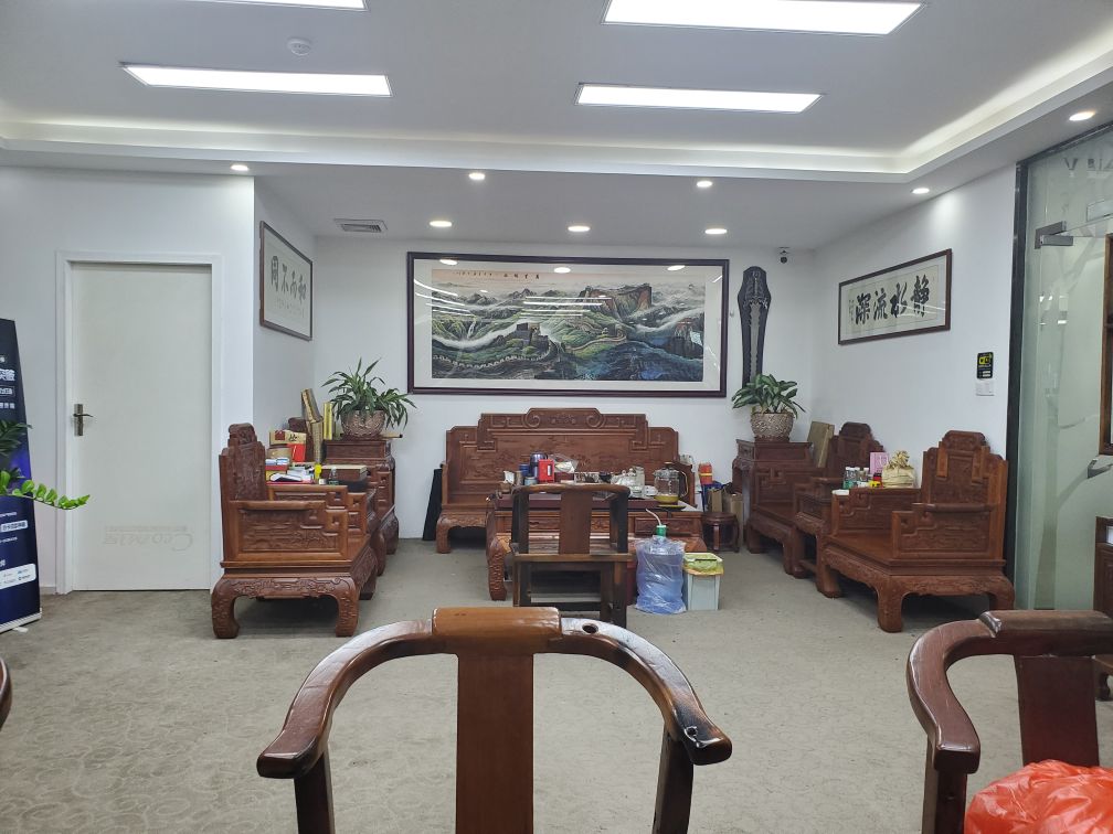 深圳市华融信商务有限公司