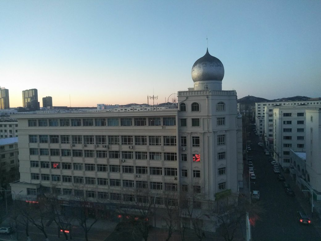 鹤岗市报业大厦