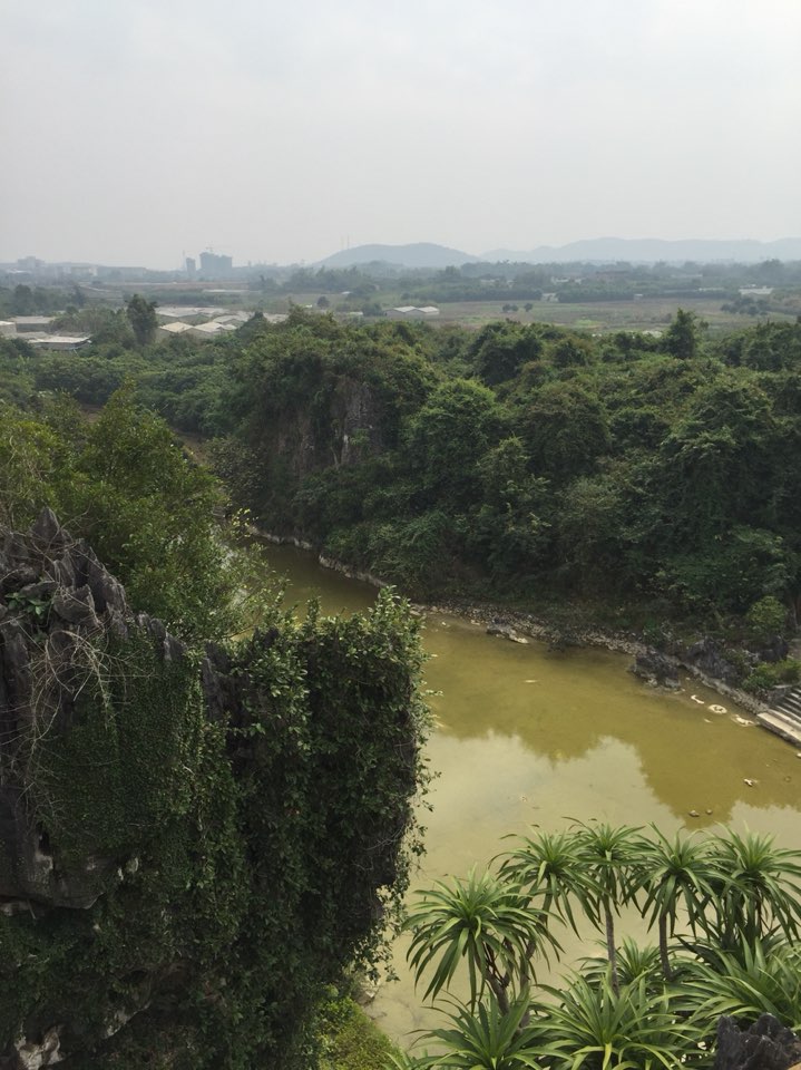 广西壮族自治区崇左市江州区石景林街道石景林景区