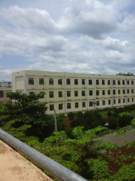 临高县红华中学