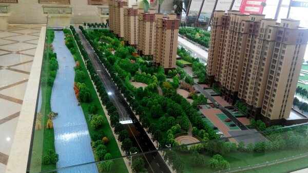 安徽省阜阳市界首市法姬娜大道与东顺河路交汇处南侧