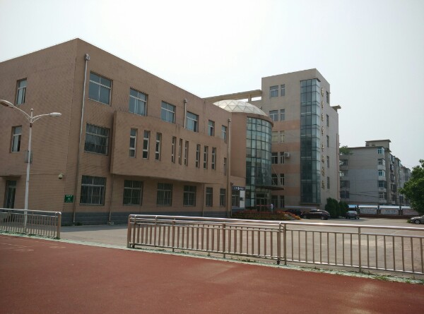 辽阳市第十二中学