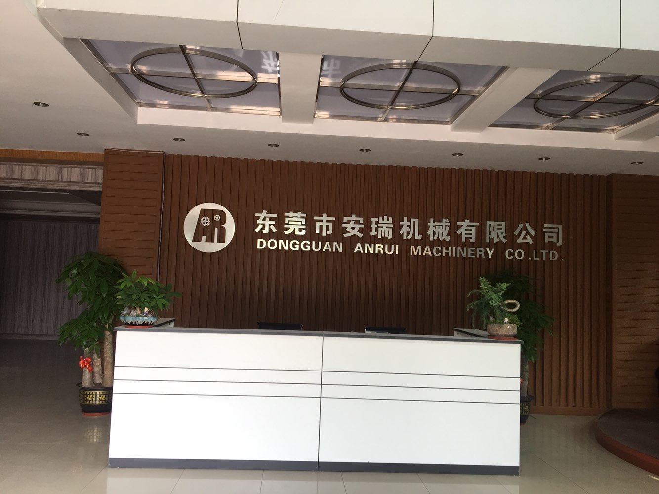 东莞市安瑞升降机出租机械设备