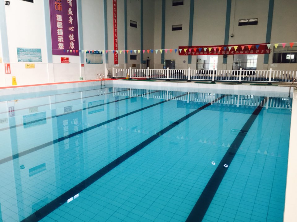 京山市 >> 生活服务标签: 游泳馆 运动健身  恒温游泳池共多少人浏览