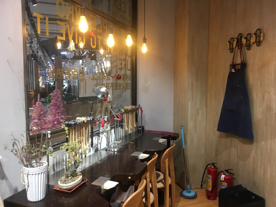 EIGHTEENG十八克眼镜店(大悦城河平店)