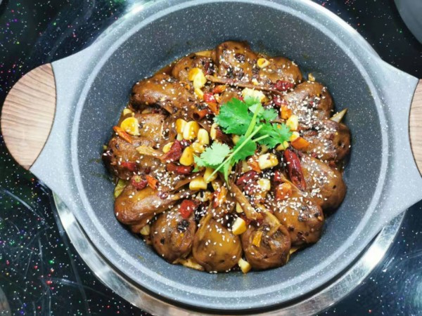 秦鑫干锅鸭头