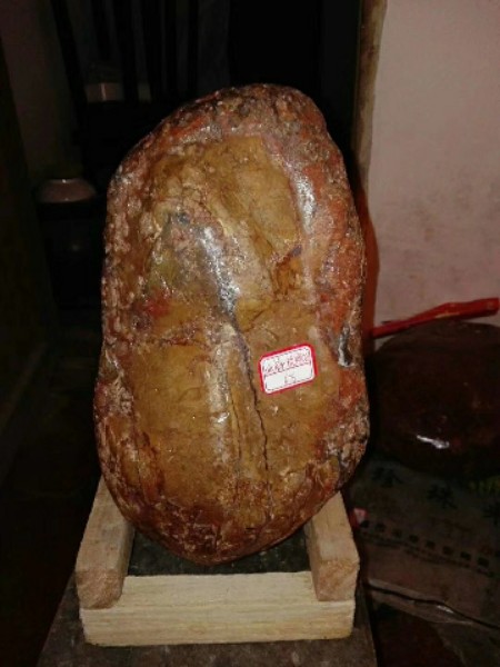 张冯奇石
