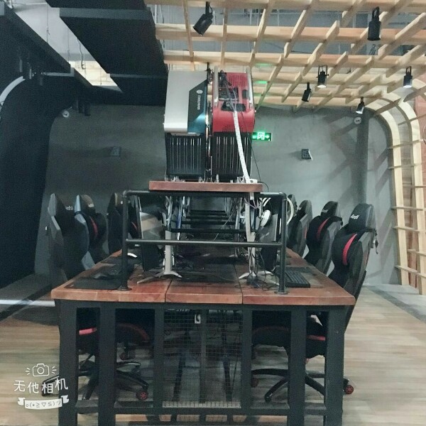 麦咭网咖(长安万达店)