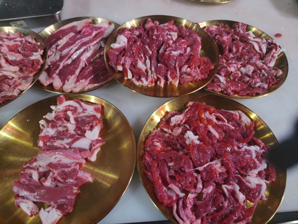 马小马丫牛羊肉铺烧烤店(清真寺总店)
