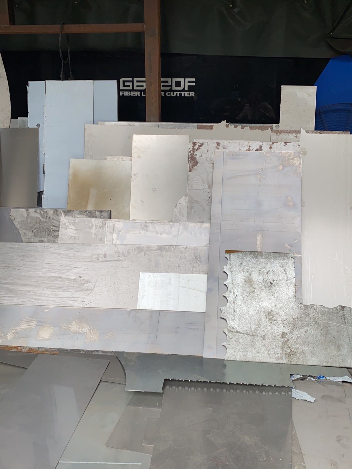 成都鑫佰川五金有限公司